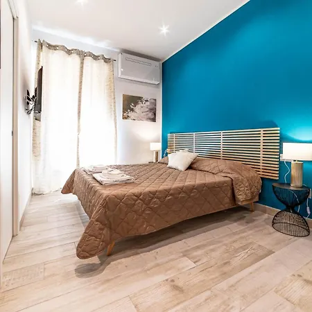 Nocleg ze śniadaniem Colosseo Cozy - Centro & Wi-fi 3*