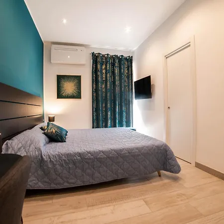 Nocleg ze śniadaniem Colosseo Cozy - Centro & Wi-fi 3*